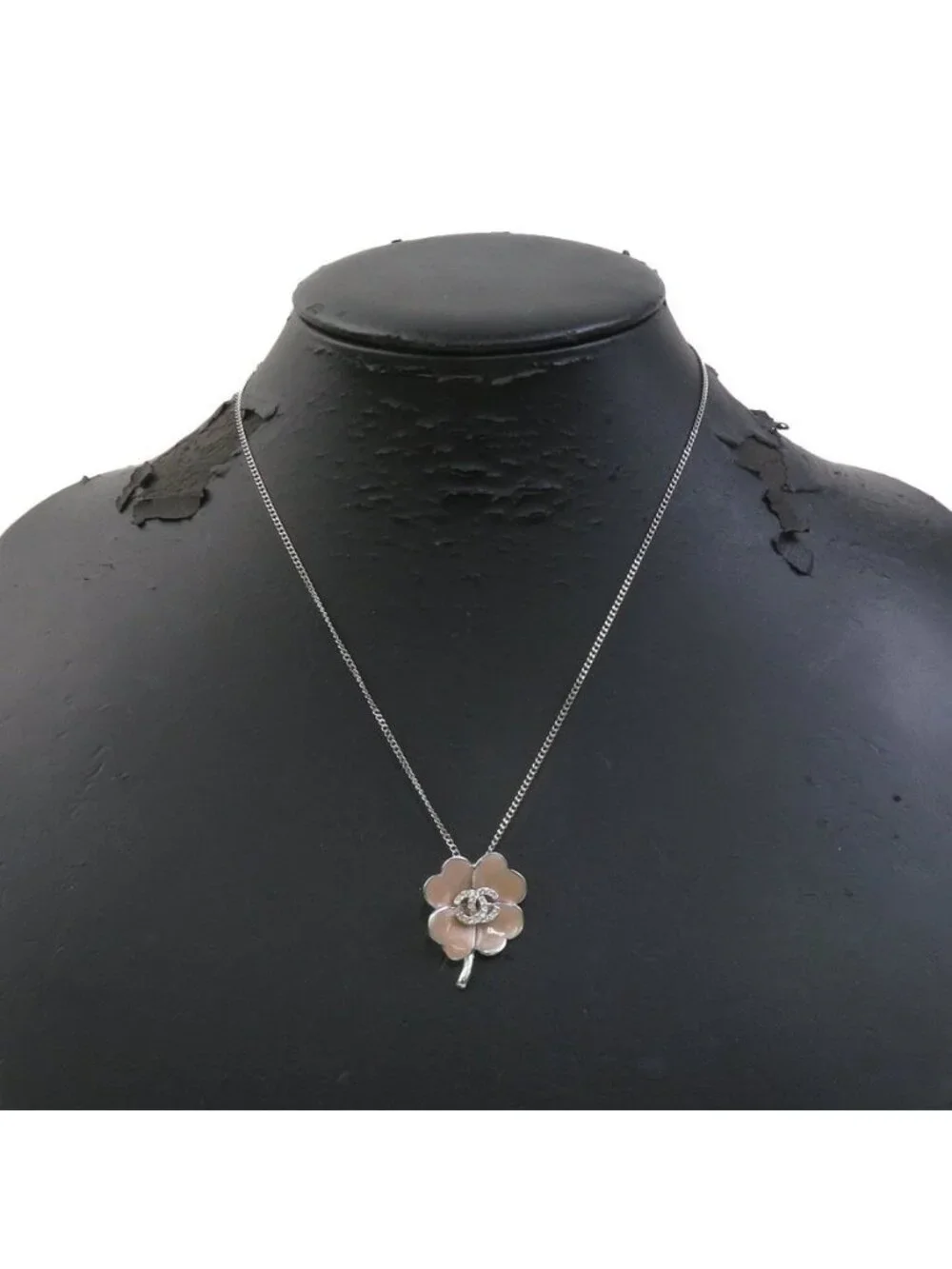 Chanel Necklace CC Logo Clover